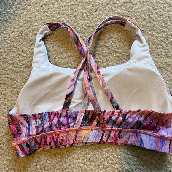 Lululemon size 8 Energy bra - Picture 2 of 3